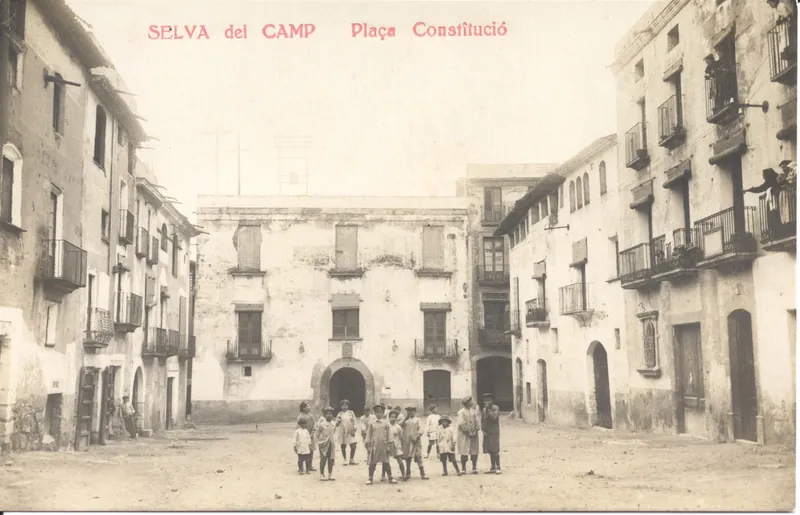 Plaça de la Constitució, La Selva del Camp